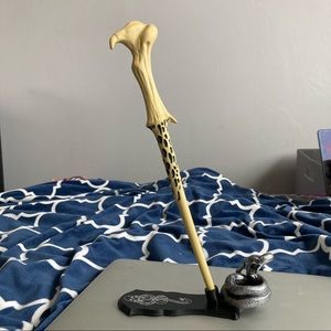 Harry Potter Mystery Wand Voldemort Wand with base and snake Noble Collection